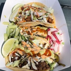 Fair Oaks Farmers Market - Adobo Chicken & Beef Tacos from @eclecticacocina on Instagram~ My hubby loved them!
