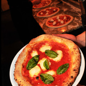 Pizzeria Magpie - Margarita Pizza - Pizza Near Me - Montreal, Quebec Pizzeria Magpie - Margarita Pizza - Pizza Near Me - Montreal, Quebec