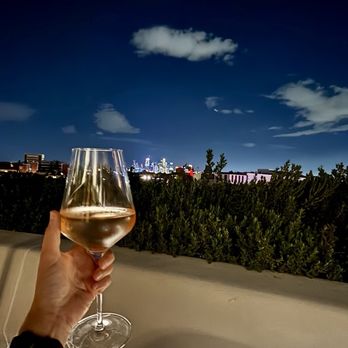Skywalker Grill - Rosé with a view - Seafood Near Me - Los Angeles, California