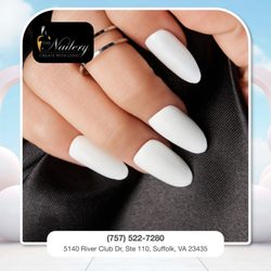 The Nailery - Nail Art for Every Style.
From simple to creative, we'll design nails that reflect your unique style and personality.
