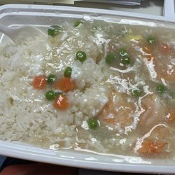 Shrimp with Lobster Sauce with soup or soda (Lunch menu)