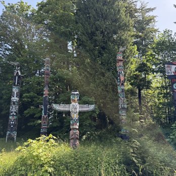 Totem Poles - Local Flavor Near Me - Vancouver, British Columbia