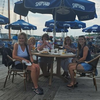 Arundel Wharf Restaurant - Outdoor seating is a must do. - Seafood Near Me - Kennebunkport, Maine