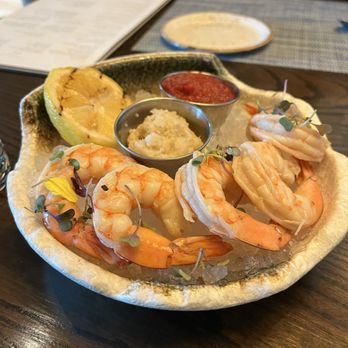 Viewpoint Neighborhood Kitchen - Shrimp cocktail always good - New American Near Me - El Cajon, California Viewpoint Neighborhood Kitchen - Shrimp cocktail always good - New American Near Me - El Cajon, California