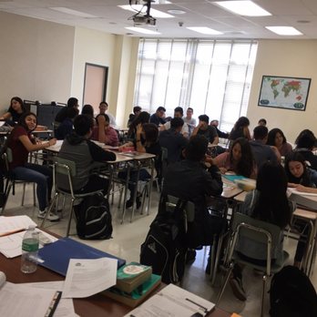 Northridge Academy High School - Inside a typical classroom. - Middle Schools & High Schools Near Me - Northridge, California Northridge Academy High School - Inside a typical classroom. - Middle Schools & High Schools Near Me - Northridge, California