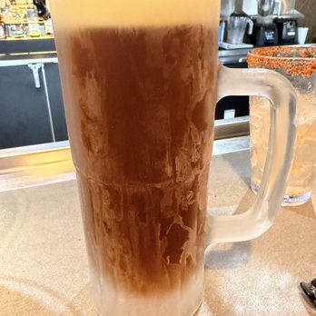 Joe's Crab Shack - Ice Cold Shiner Bock Beer - Seafood Near Me - Fort Worth, Texas