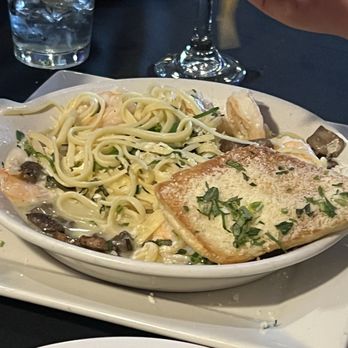 D Cerboni's Ciao House - Italian Near Me - Apple Valley, California D Cerboni's Ciao House - Italian Near Me - Apple Valley, California