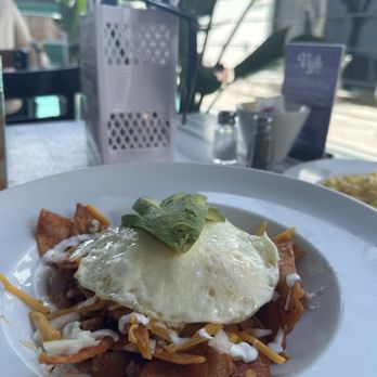 ATTITUDE CAFE - Wow! Get the Chilaquiles ! - Breakfast & Brunch Near Me - Los Angeles, California