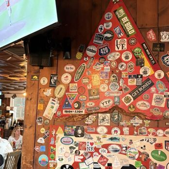 Yorktown Pub - Dining area - Pubs Near Me - Yorktown, Virginia