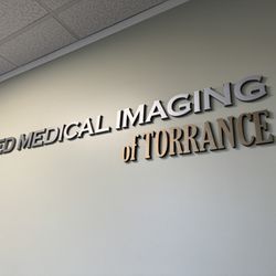 United Medical Imaging - Torrance - Sign