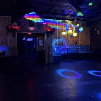 Toucans Tiki Lounge - Photo 7: Interior - Gay Bars Near Me - Palm Springs, California Toucans Tiki Lounge - Photo 7: Interior - Gay Bars Near Me - Palm Springs, California