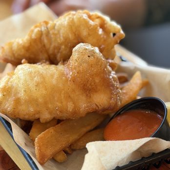 Claim 52 Brewing - Fish & Chips - Brewpubs Near Me - Newport, Oregon Claim 52 Brewing - Fish & Chips - Brewpubs Near Me - Newport, Oregon