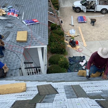 1. Franciscos Roofing