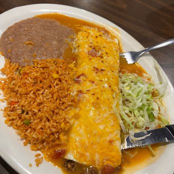 Los Alcatraces Mexican Restaurant - Mexican Near Me - Aurora, Colorado