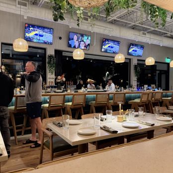Florida Room - Bar area - Cocktail Bars Near Me - Fort Lauderdale, Florida