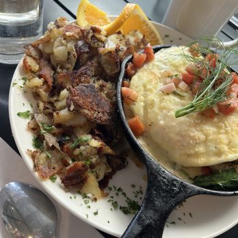 Plums Cafe - Breakfast & Brunch Near Me - Costa Mesa, California