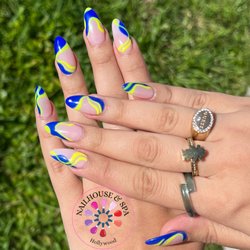 NailHouse & Spa - Bright and Trendy nails