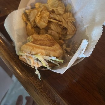 Local 616 - Smash Burger - Pubs Near Me - Charleston, South Carolina