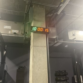 MADabolic Atlanta - Time clock for workout - Gyms Near Me - Atlanta, Georgia MADabolic Atlanta - Time clock for workout - Gyms Near Me - Atlanta, Georgia