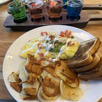 Broken Yolk Cafe - The Mom Omelet with delicious Homefries - Breakfast & Brunch Near Me - Henderson, Nevada Broken Yolk Cafe - The Mom Omelet with delicious Homefries - Breakfast & Brunch Near Me - Henderson, Nevada