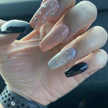 Amy Nails & Spa - Full set done by Mary. - Nail Salons Near Me - Chino, California Amy Nails & Spa - Full set done by Mary. - Nail Salons Near Me - Chino, California