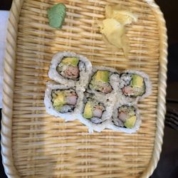 Ichiban - Yummy spring rolls with fresh ginger