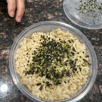 Poke District - Regular amount of seaweed powder stuff - Seafood Near Me - Orange, California Poke District - Regular amount of seaweed powder stuff - Seafood Near Me - Orange, California