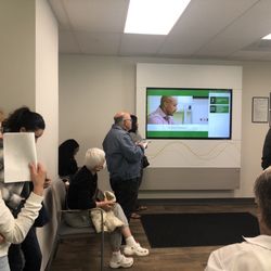 Quest Diagnostics - Not enough seats. No proper ventilation