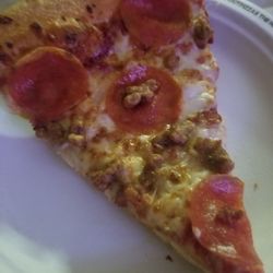 Pizza Hut - Pepperoni, bacon and pork pizza