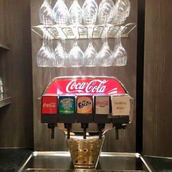 Aspire Lounge - Cool Coke area - Airport Lounges Near Me - Amsterdam, New Hampshire