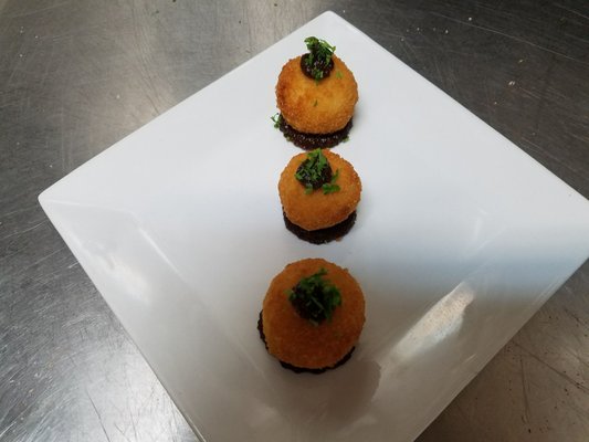 773 Smoke House BBQ & Lounge by null