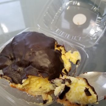 Red Arrow Diner - Eclairs - Diners Near Me - Manchester, New Hampshire Red Arrow Diner - Eclairs - Diners Near Me - Manchester, New Hampshire