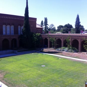 Old Administration Building - amazing courtyard - Landmarks & Historical Buildings Near Me - Fresno, California