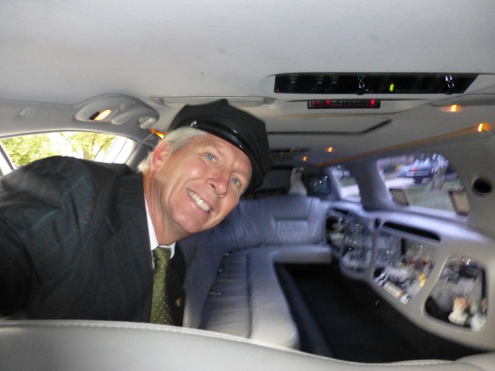 FAMOUS LIMO Updated July 2024 10 Reviews 547 Apple Pie Ridge Rd, Winchester, Virginia