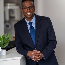 Oakland Smile Dentistry - Dr. Mussie Sibhatu