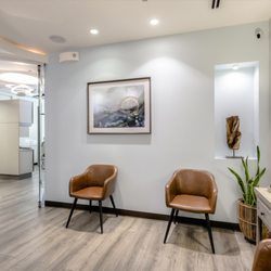 Sycamore Oral & Maxillofacial Surgery - Waiting Room