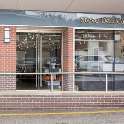 Steve DeLucas Salon