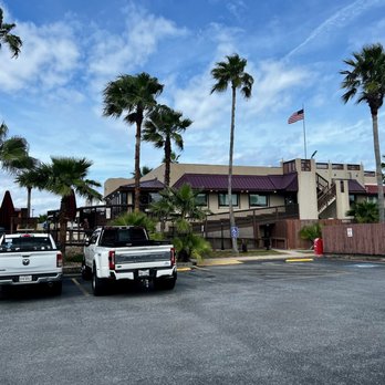 Blackbeards' Restaurant - Seafood Near Me - South Padre Island, Texas Blackbeards' Restaurant - Seafood Near Me - South Padre Island, Texas