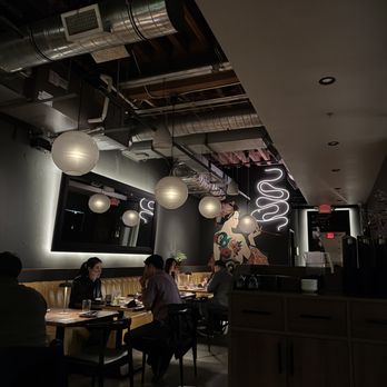 Taberu - Inside - Ramen Near Me - Los Angeles, California