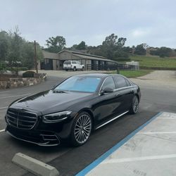 Eagle Limos and Car Services - 2025 Mercedes Benz S-Class S580 Sedan