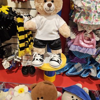 Build-A-Bear Workshop - My niece has a bear like this... she named him Benji Bear... - Toy Stores Near Me - Torrance, California Build-A-Bear Workshop - My niece has a bear like this... she named him Benji Bear... - Toy Stores Near Me - Torrance, California