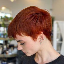 The Hair Parlor On 8th - Precision haircut - by Sophie