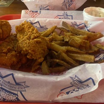 Babe's Old Fashioned Food - Spicy tenders with fries - Burgers Near Me - San Antonio, Texas Babe's Old Fashioned Food - Spicy tenders with fries - Burgers Near Me - San Antonio, Texas