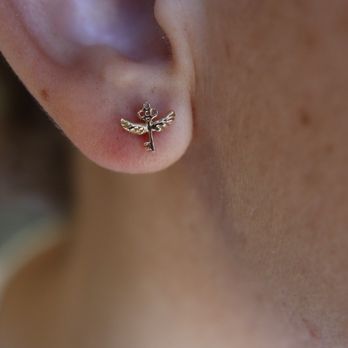 Royal Stone Piercing - Piercing Near Me - Mobile, Alabama