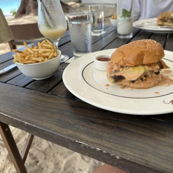 Tillies - Tillies burger and fries - Breakfast & Brunch Near Me - George Town, Florida