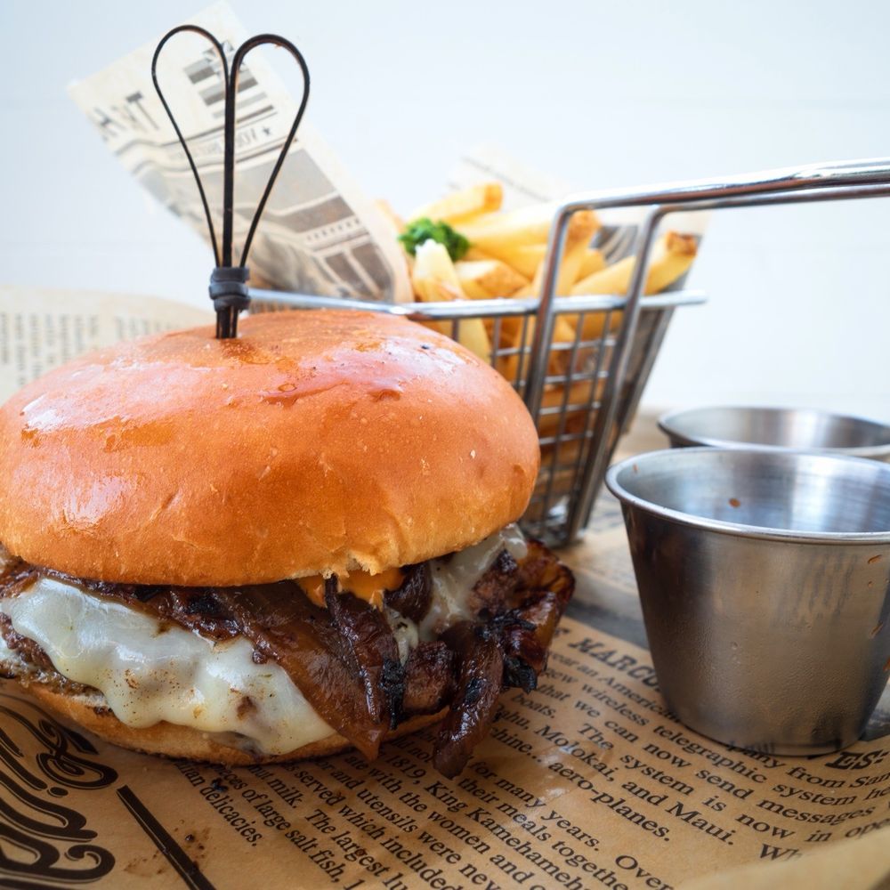 Ten Tigers - Smash Burger - Cocktail Bars Near Me - Ventura, California Ten Tigers - Smash Burger - Cocktail Bars Near Me - Ventura, California