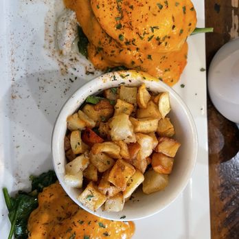 The Pan - Zola's Crab Cake Benedict - Pizza Near Me - Gardena, California