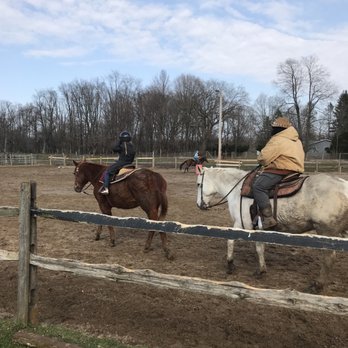 Larry's Riding Stables - Horseback Riding Near Me - Kent, Ohio Larry's Riding Stables - Horseback Riding Near Me - Kent, Ohio