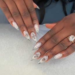 My absolute favorite set of all time stunning, trendy, & clean. I'll definitely be returning for my wedding set. Ty Amy My absolute favorite set of all time stunning, trendy, & clean. I'll definitely be returning for my wedding set. Ty Amy