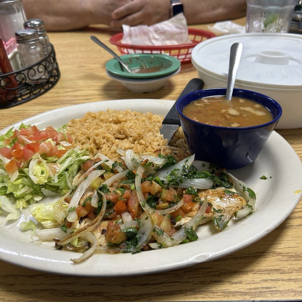 107 Cafe - Pechuga al Cilantro - Mexican Near Me - Edinburg, Texas 107 Cafe - Pechuga al Cilantro - Mexican Near Me - Edinburg, Texas